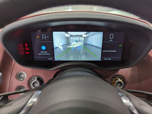 Used 2022 McLaren GT image 12