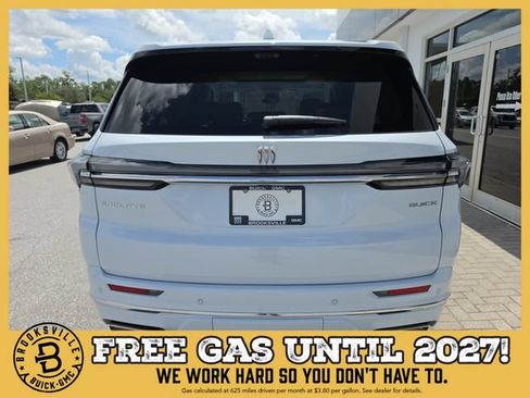 New 2027 Buick Enclave Avenir w/ LPO, Floor Liner Package FWD image 7