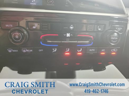 Used 2023 Jeep Grand Cherokee Limited AWD/4WD image 27