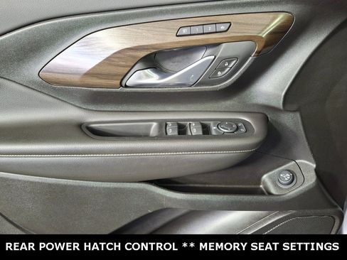 Used 2018 GMC Terrain Denali image 24