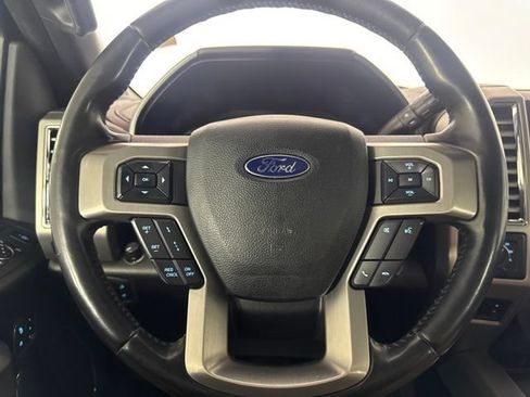 Used 2017 Ford F250 Platinum w/ Platinum Ultimate Package AWD/4WD image 19