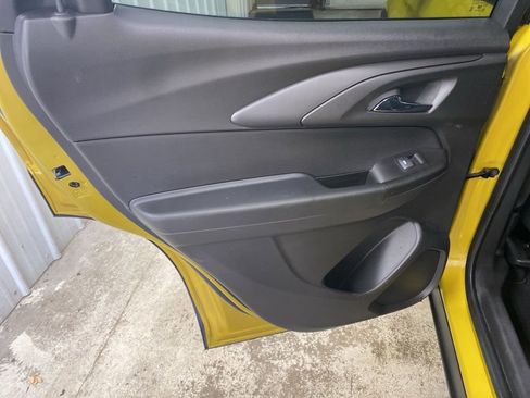 Used 2024 Chevrolet TrailBlazer RS w/ Convenience Package image 26