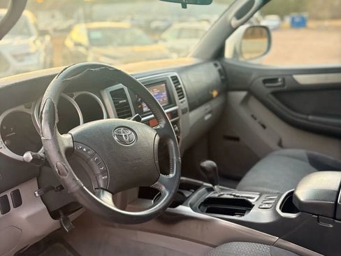 Used 2003 Toyota 4Runner Sport AWD/4WD image 8