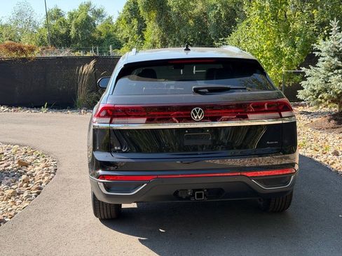 New 2026 Volkswagen Atlas Cross Sport SE AWD/4WD image 4