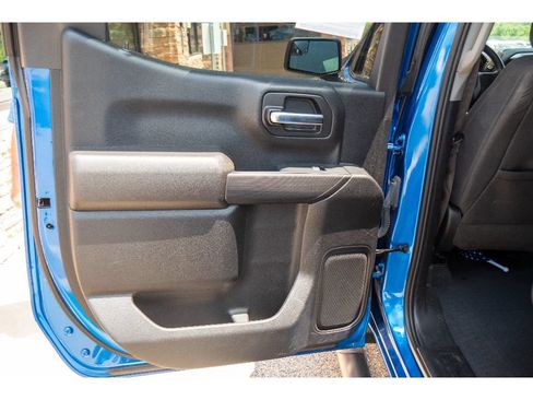 Used 2023 Chevrolet Silverado 1500 Custom w/ LPO, Dark Essentials Package AWD/4WD image 17
