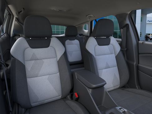 New 2026 Chevrolet Trax LS w/ LS Convenience Package FWD image 16