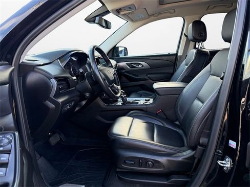 Used 2021 Chevrolet Traverse Premier w/ Redline Edition image 9