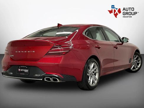 Used 2022 Genesis G70 2.0T RWD image 5