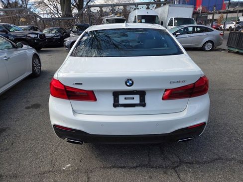 Used 2017 BMW 540i xDrive image 7