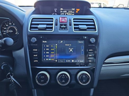 Used 2018 Subaru Forester 2.5i Limited image 21