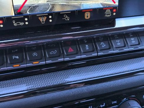 New 2026 Chevrolet Silverado 1500 ZR2 image 26