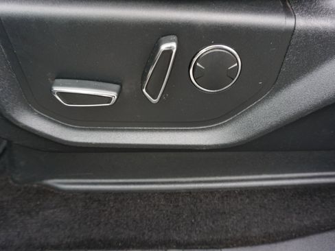 Used 2018 Ford F150 XLT w/ Equipment Group 302A Luxury image 16