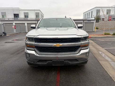 Used 2018 Chevrolet Silverado 1500 LT w/ All Star Edition image 7