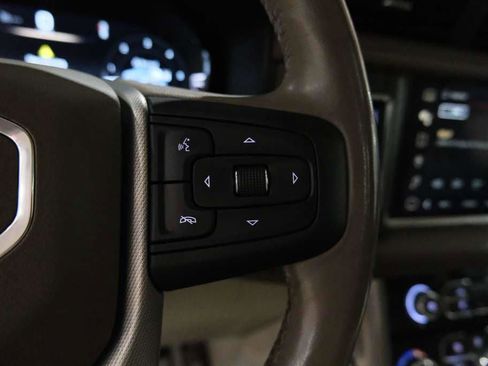 Used 2022 GMC Yukon XL Denali w/ Advanced Technology Package image 41