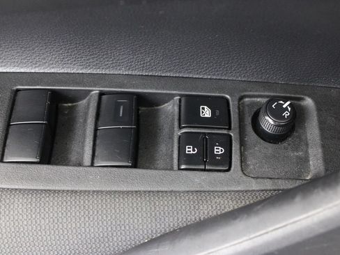 Used 2023 Toyota Corolla LE FWD image 16