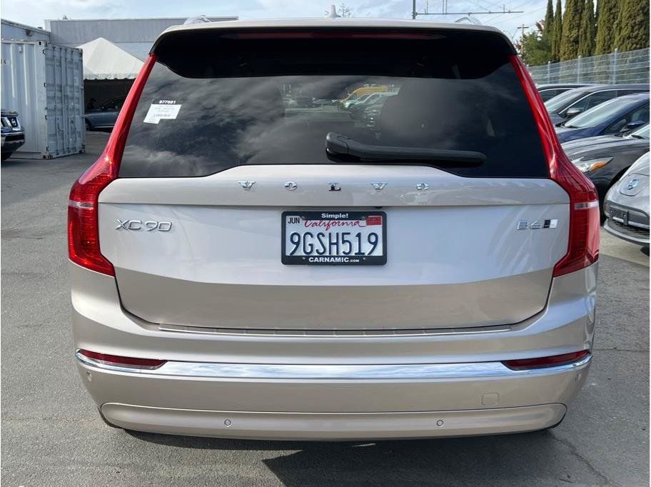Used 2023 Volvo XC90 B6 Plus w/ Protection Package Premier AWD/4WD image 4