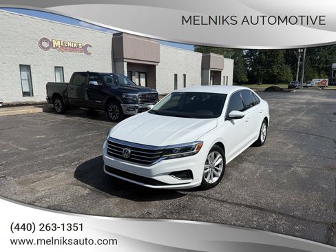 Used 2020 Volkswagen Passat 2.0T SE FWD image 1