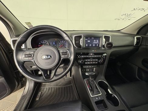Used 2019 Kia Sportage EX w/ EX Premium Package FWD image 7