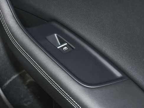 Used 2023 Audi Q8 Premium Plus AWD/4WD image 23