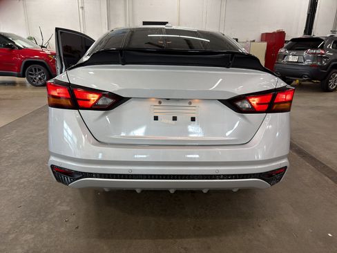 Used 2022 Nissan Altima 2.5 SV AWD/4WD image 7