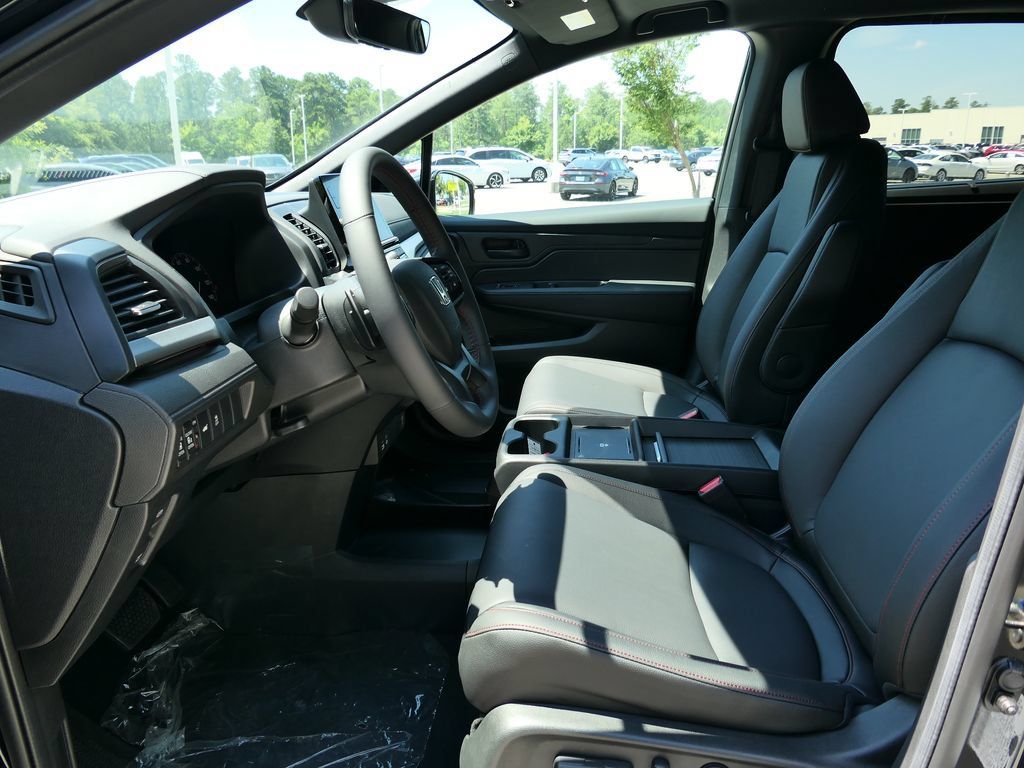 New 2026 Honda Odyssey Sport-L image 12