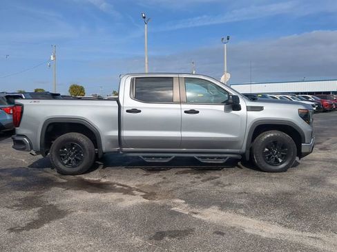 Used 2024 GMC Sierra 1500 Pro w/ Pro Value Package image 3