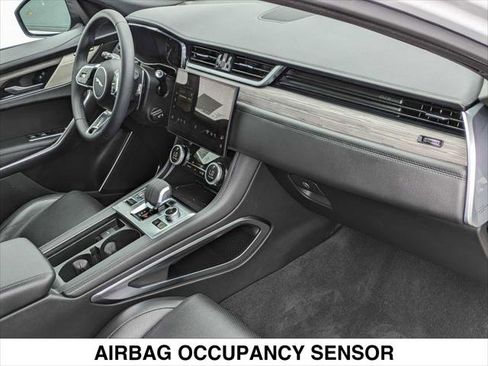 Used 2023 Jaguar F-PACE S image 48