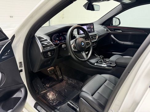 Used 2025 BMW X4 xDrive30i w/ Premium Package AWD/4WD image 10