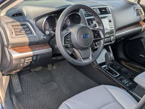 Used 2019 Subaru Outback 2.5i Limited AWD/4WD image 16