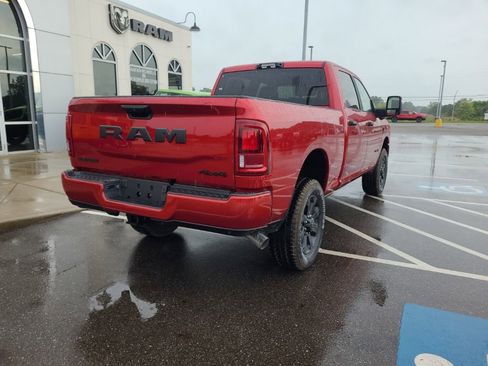 New 2026 RAM 2500 Big Horn AWD/4WD image 8