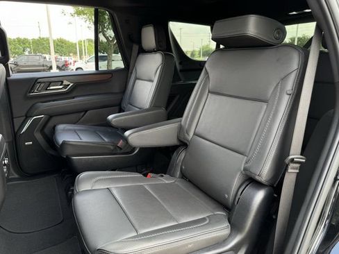 Certified 2025 GMC Yukon Denali AWD/4WD image 28