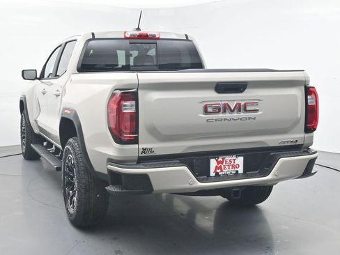 New 2026 GMC Canyon AT4 image 27