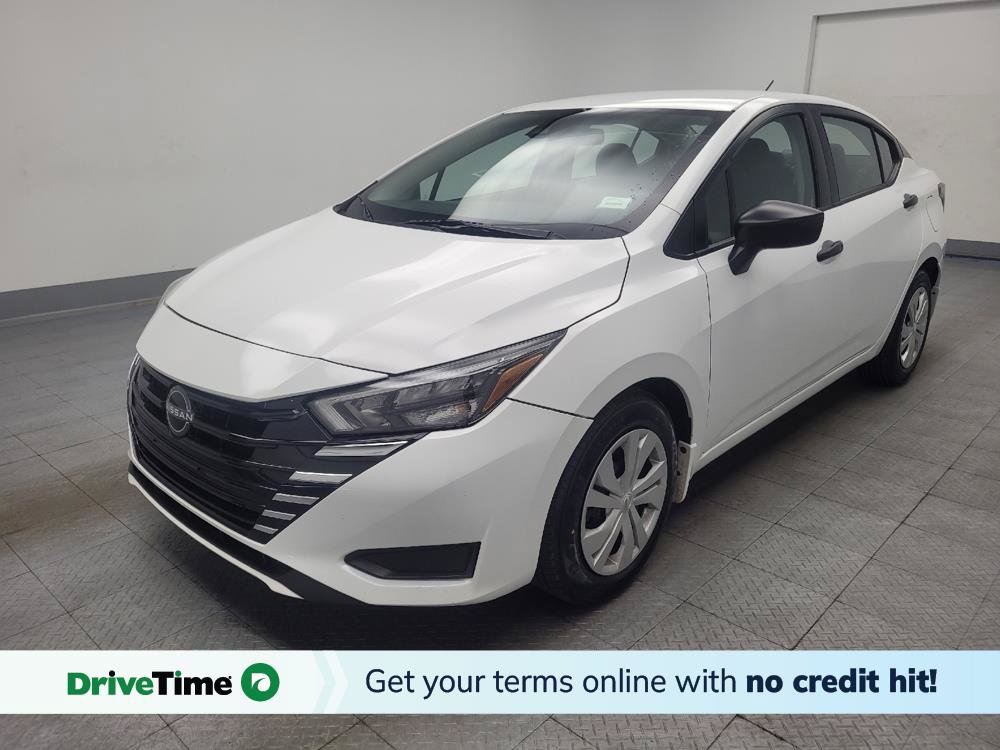 Used 2025 Nissan Versa S w/ Trunk Package FWD image 1