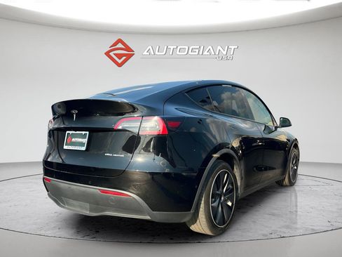 Used 2021 Tesla Model Y Long Range AWD/4WD image 7