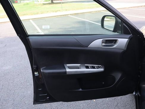 Used 2010 Subaru Impreza 2.5i AWD/4WD image 23