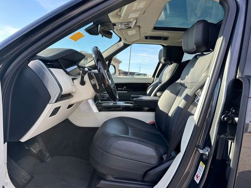 Used 2024 Land Rover Range Rover Autobiography image 20