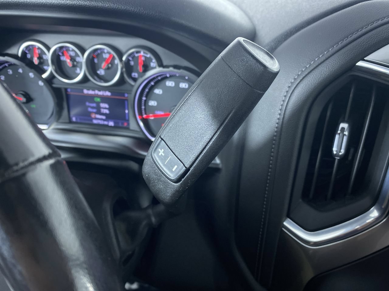 Certified 2021 Chevrolet Silverado 1500 RST AWD/4WD image 7