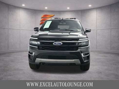 Used 2022 Ford Expedition Max Limited AWD/4WD image 12