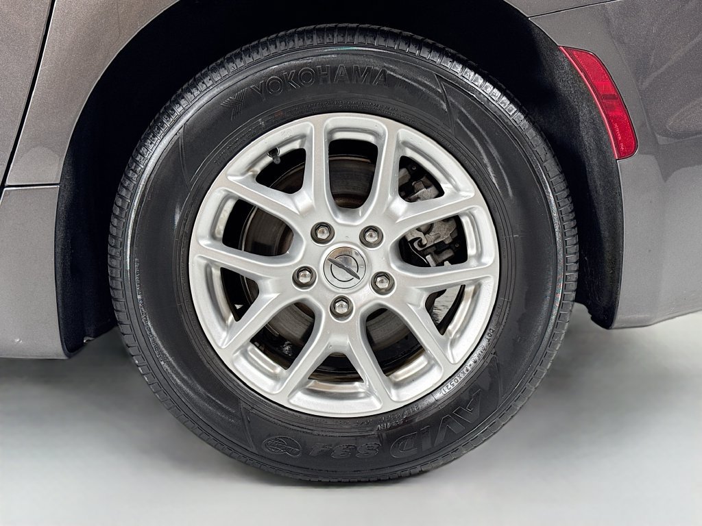 Used 2022 Chrysler Pacifica Touring-L FWD image 10