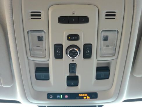 Used 2023 GMC Yukon XL Denali image 52