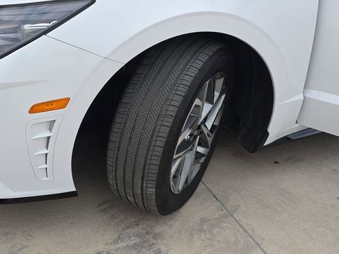 Used 2023 Hyundai Sonata SEL image 30