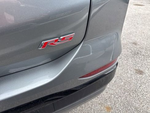 Used 2024 Chevrolet Equinox RS FWD image 11