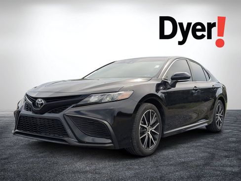 Used 2024 Toyota Camry SE FWD image 8