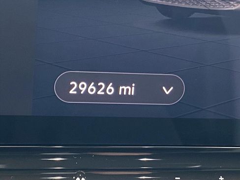 Certified 2023 Volkswagen ID.4 Pro image 18