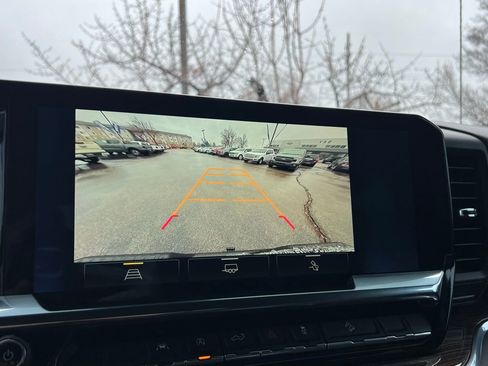 Used 2024 Chevrolet Silverado 1500 LT Trail Boss w/ Convenience Package II image 34