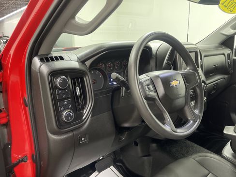Used 2021 Chevrolet Silverado 2500 W/T w/ WT Convenience Package image 11