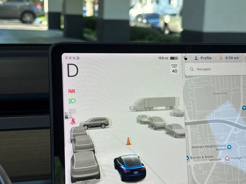 Used 2018 Tesla Model 3 Long Range RWD image 22