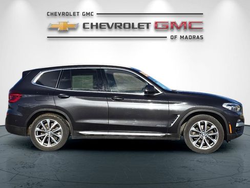 Used 2018 BMW X3 xDrive30i image 2