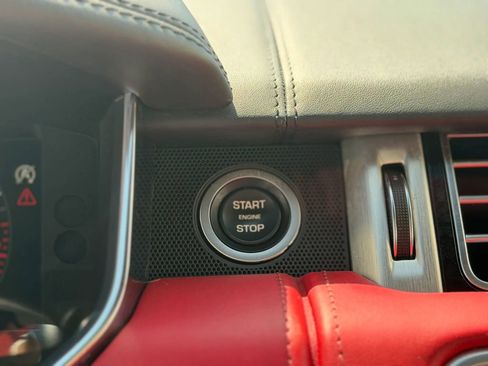 Used 2019 Land Rover Range Rover Long Wheelbase Autobiography AWD/4WD image 36