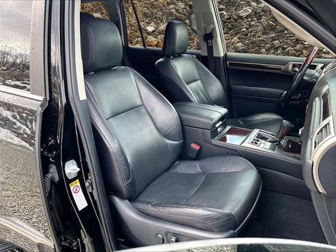 Used 2016 Lexus GX 460 w/ Premium Package image 7